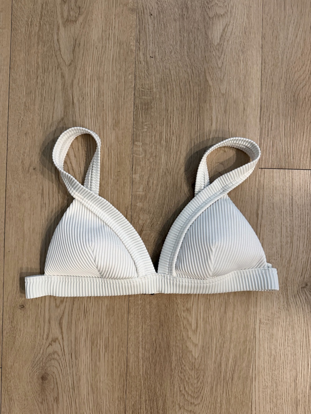 NWOT Hollister White Ribbed Triangle Bikini Top